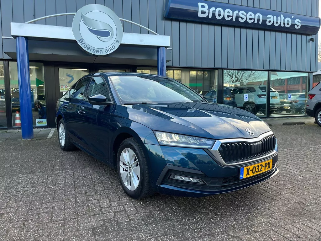 SKODA Octavia 1.5 TSI MHEV 150pk DSG Business Edition met Trekhaak, DigiDash en Smartlink+