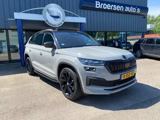 SKODA Kodiaq 1.5 TSI 150pk DSG-7 Sportline Business met Panodak, Trekhaak en Massagestoel