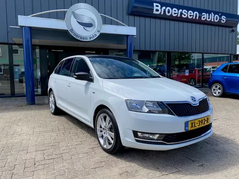 SKODA Rapid Spaceback 1.0 TSI 95pk Clever met Navi, Trekhaak en Stoelverw.