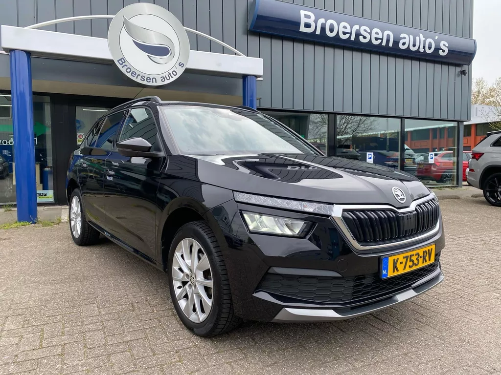 SKODA Kamiq 1.0 TSI 115pk DSG-7 Sport Business met Smartlink, Camera en 17" LM