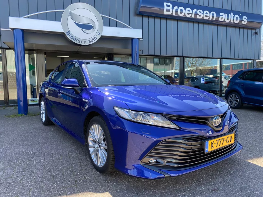 TOYOTA Camry 2.5 Hybrid 218pk Aut Dynamic met Leder, AppleCarplay en 18"